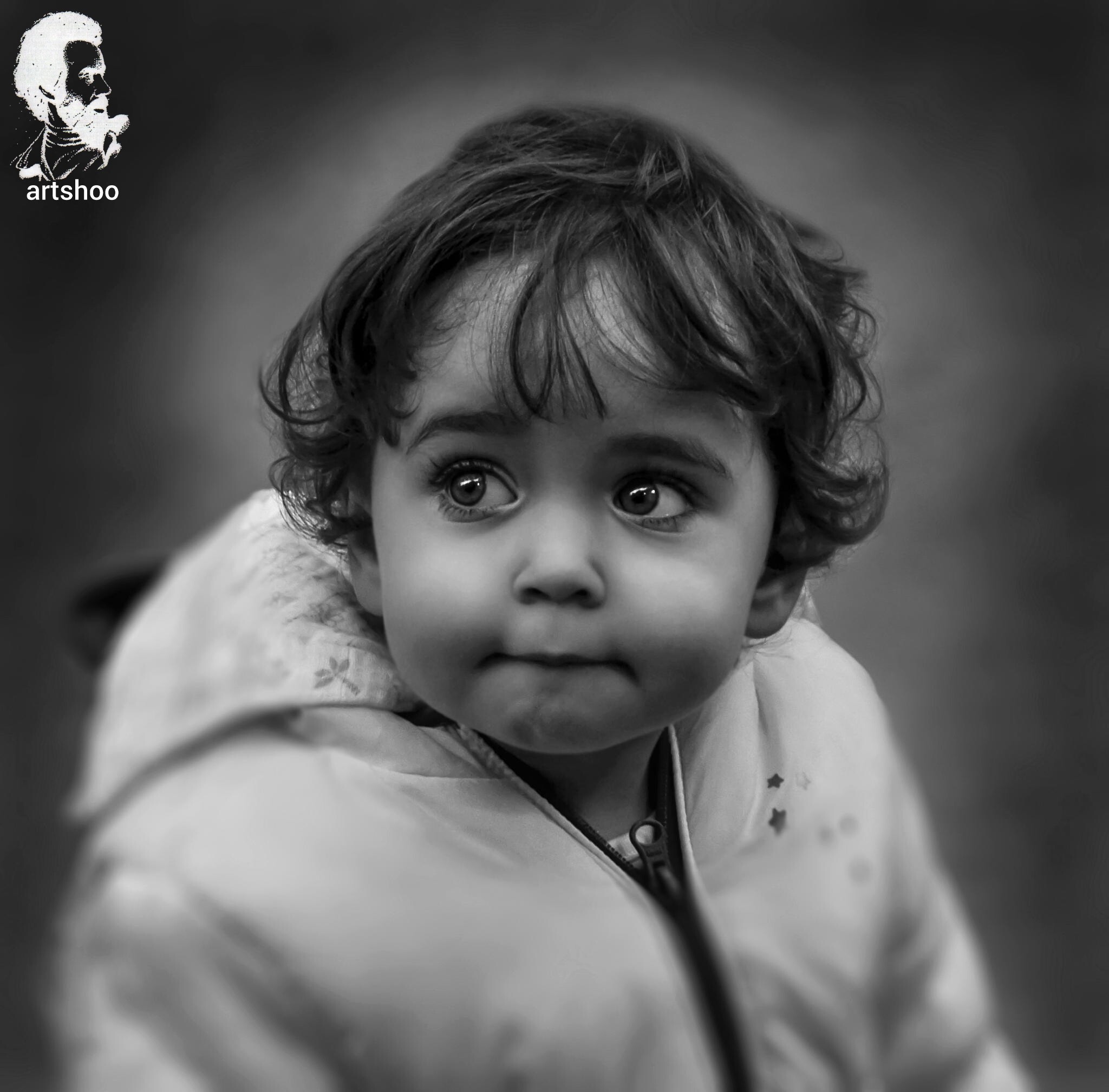 مدل کودک سیاه قلم